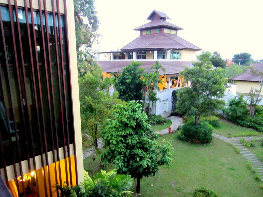 Mountain Creek Wellness Resort Chiangmai Chiang Mai Exterior foto